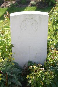 Dozinghem Military Cemetery - Smith, J